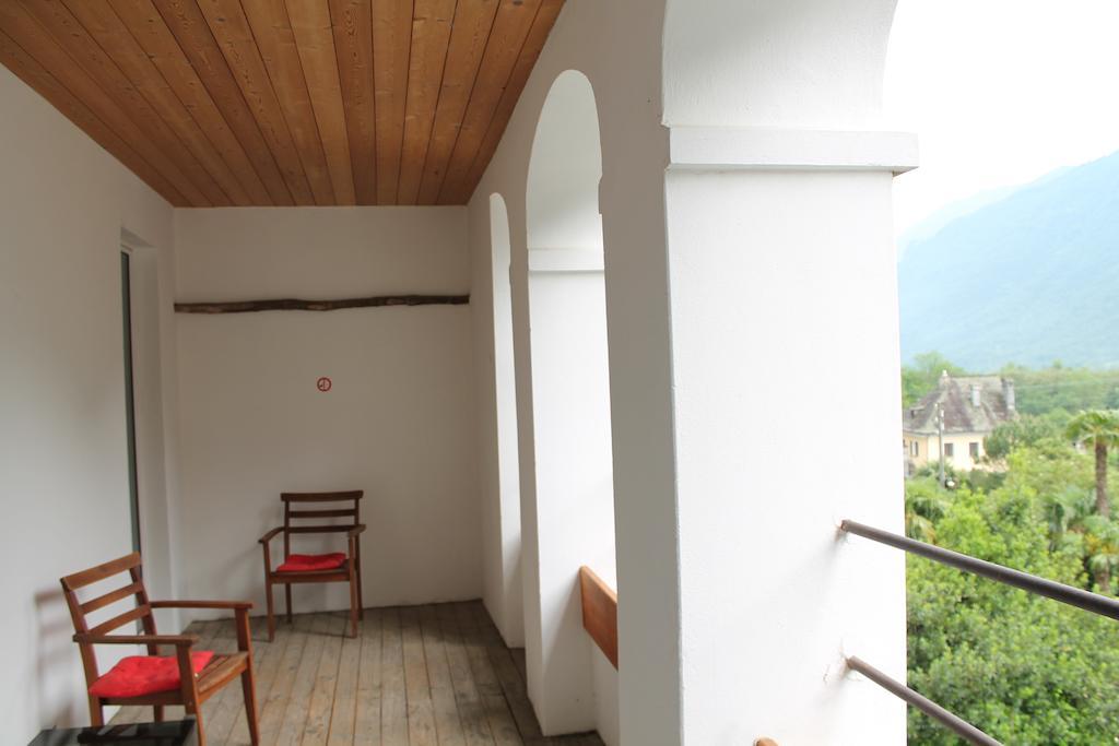 Hotel Garni Maggia Giumaglio Екстер'єр фото